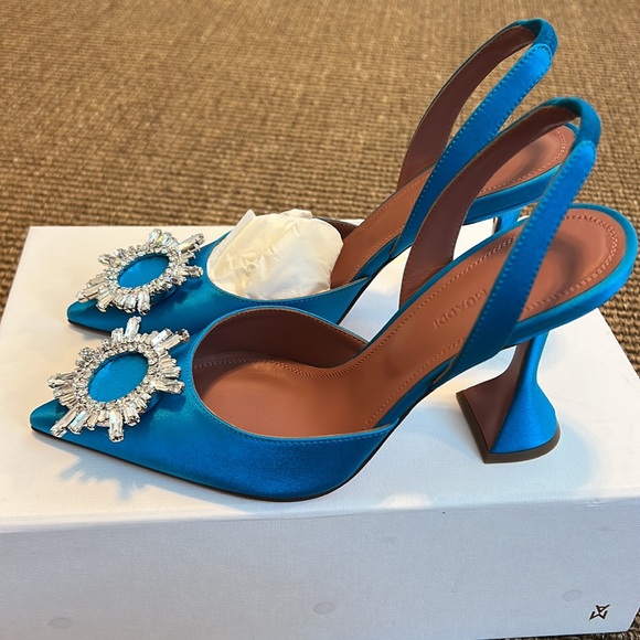 Amina Muaddi pumps - Picture 2 of 8